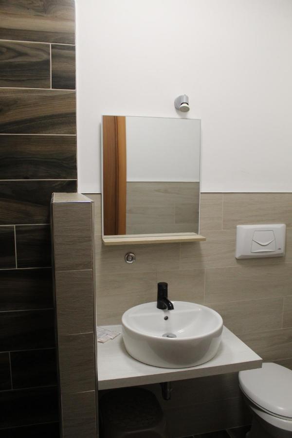 Manfredi Sea Room Vieste Exterior foto
